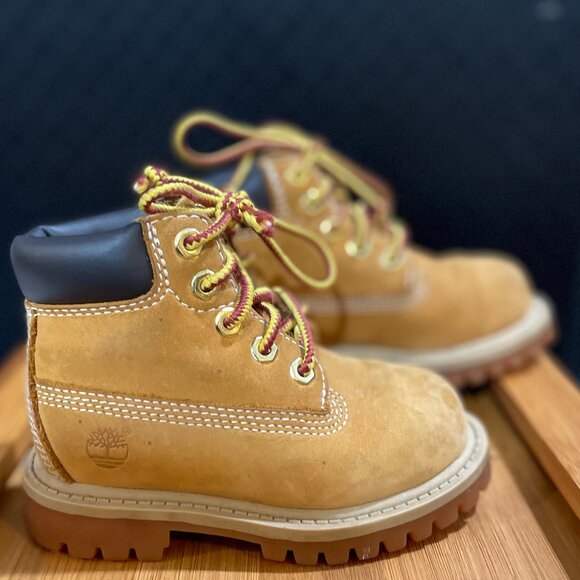 Toddler Timberland® Waterproof Boot - Excellent Condition - Toddler Size 6 - Picture 1 of 6